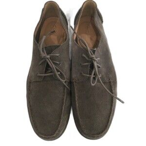 Clark’s Shoes Men’s Size 13 Color Brown Suede Lace Up Shoe